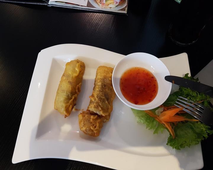 Dong Kinh Gourmet